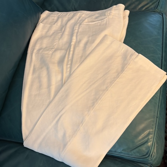 NYDJ White Straight Leg Pants (14) - Picture 1 of 10